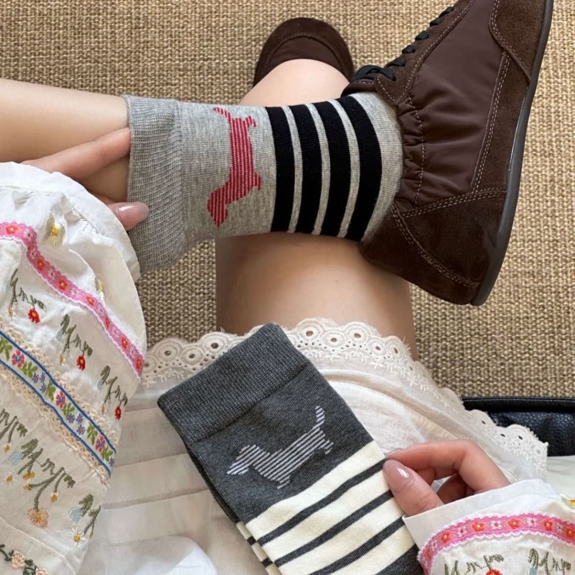 Dachshund Dog Print Crew Socks, Cute Puppy & Bone Pattern Knit Socks, Women's Neutral Tone Casual Socks For Everyday & Sneakers
